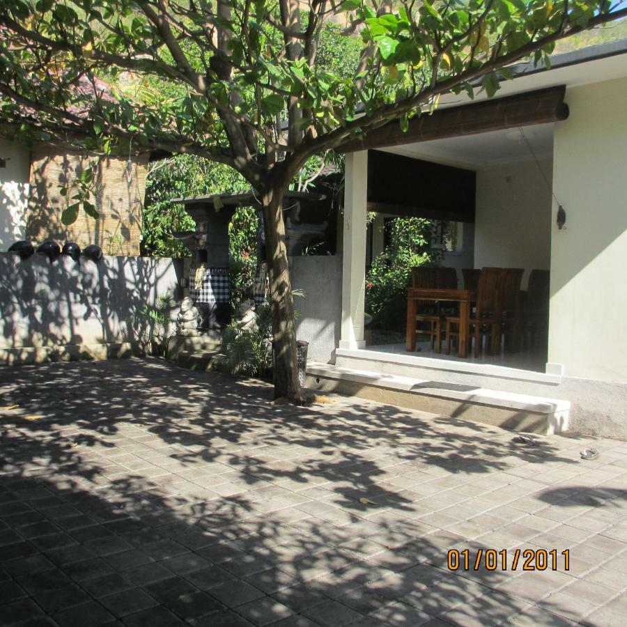 Pondok Aldi Hostel Amed Zewnętrze zdjęcie